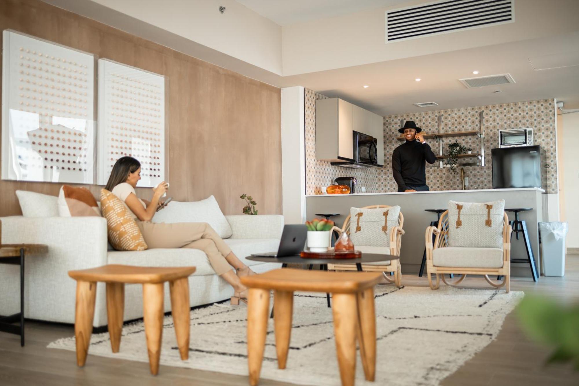 Hibird- Apartment And Suites Hotel 圣胡安 外观 照片